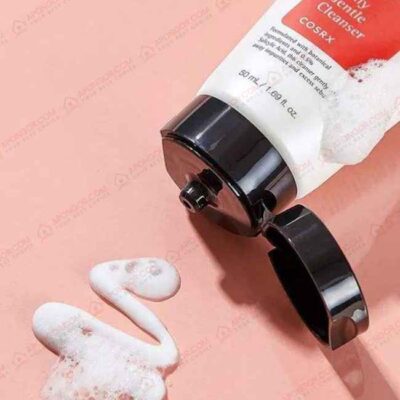COSRX Salicylic Acid Daily Gentle Cleanser Acne & Oil Control Face Wash-150ml - Image 4